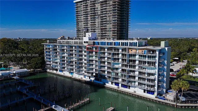 $3,500 | 770 Northeast 69th Street, Unit 8F, Miami, FL 33138