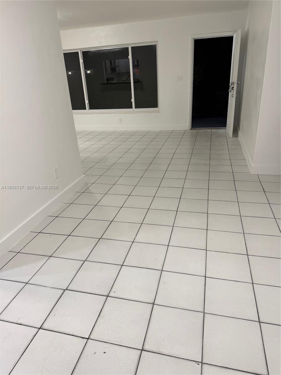 15860 Southwest 102nd Place Miami, FL 33157 - Photo 11 of 26