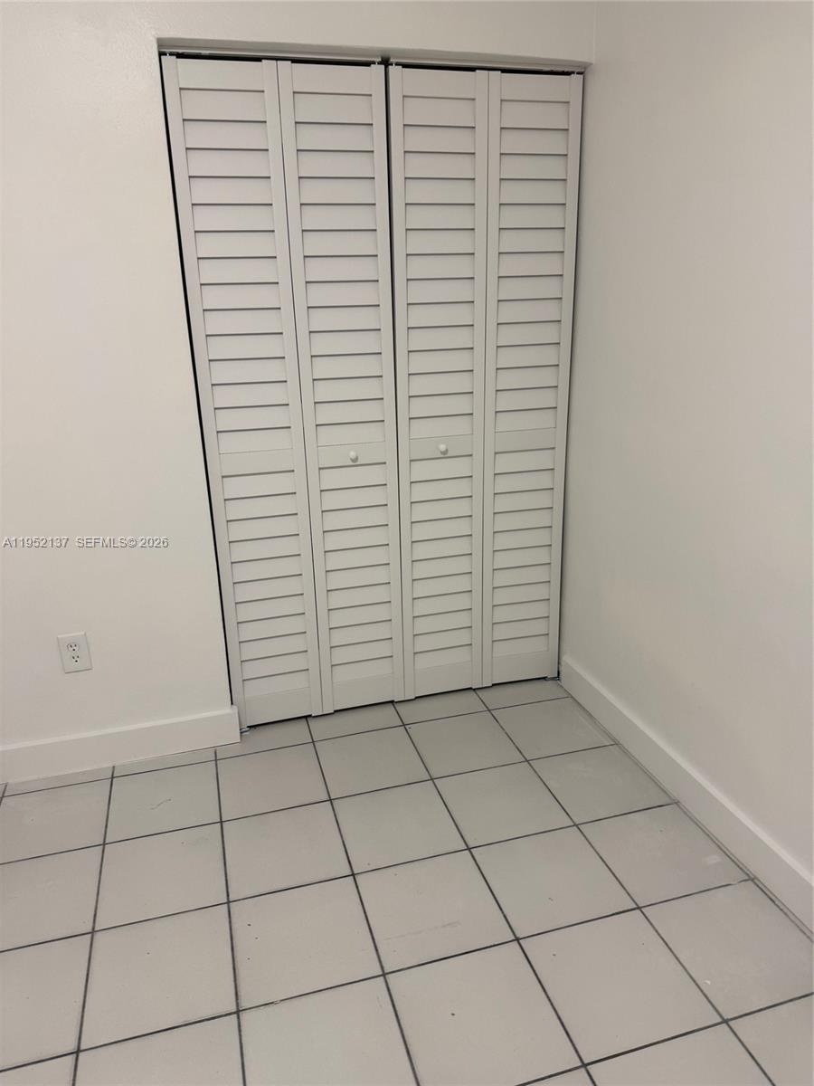 15860 Southwest 102nd Place Miami, FL 33157 - Photo 16 of 26