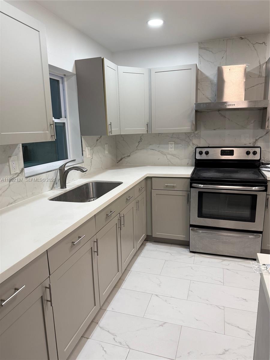 15860 Southwest 102nd Place Miami, FL 33157 - Photo 7 of 26