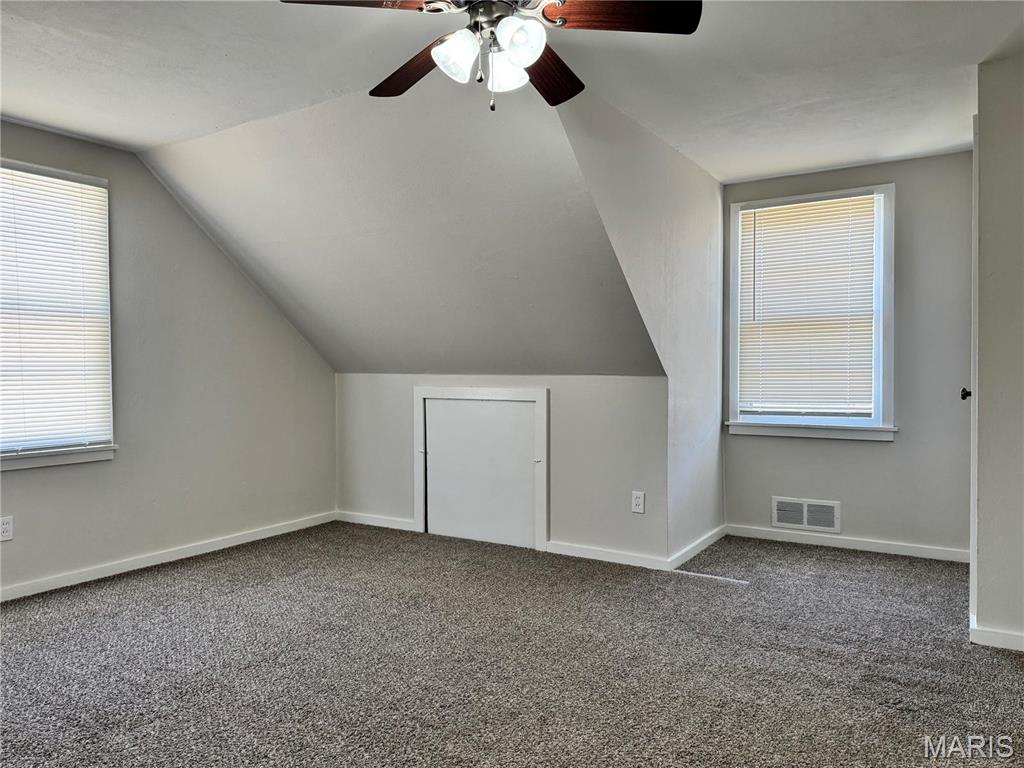 6825 Circleview Drive St. Louis, MO 63123 - Photo 22 of 39