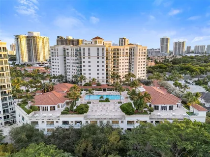$529,000 | 19900 East Country Club Drive, Unit 816, Aventura, FL 33180