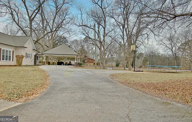 $387,500 | 144 Church Street, Moreland, GA 30259