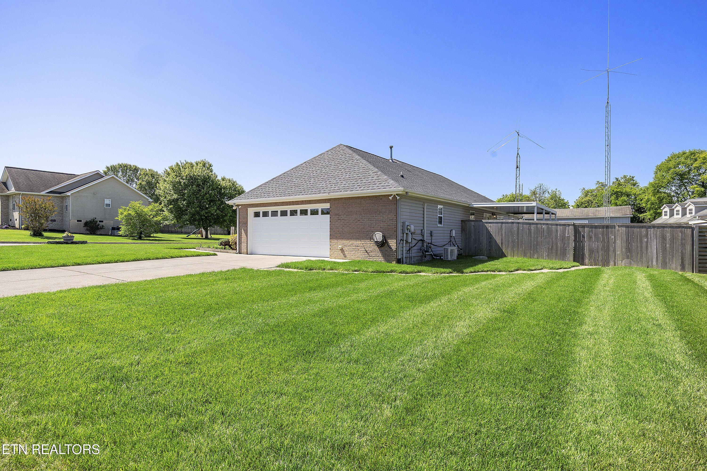 7731 Gilmore Lane Corryton, TN 37721 - Photo 28 of 33 L40A9641