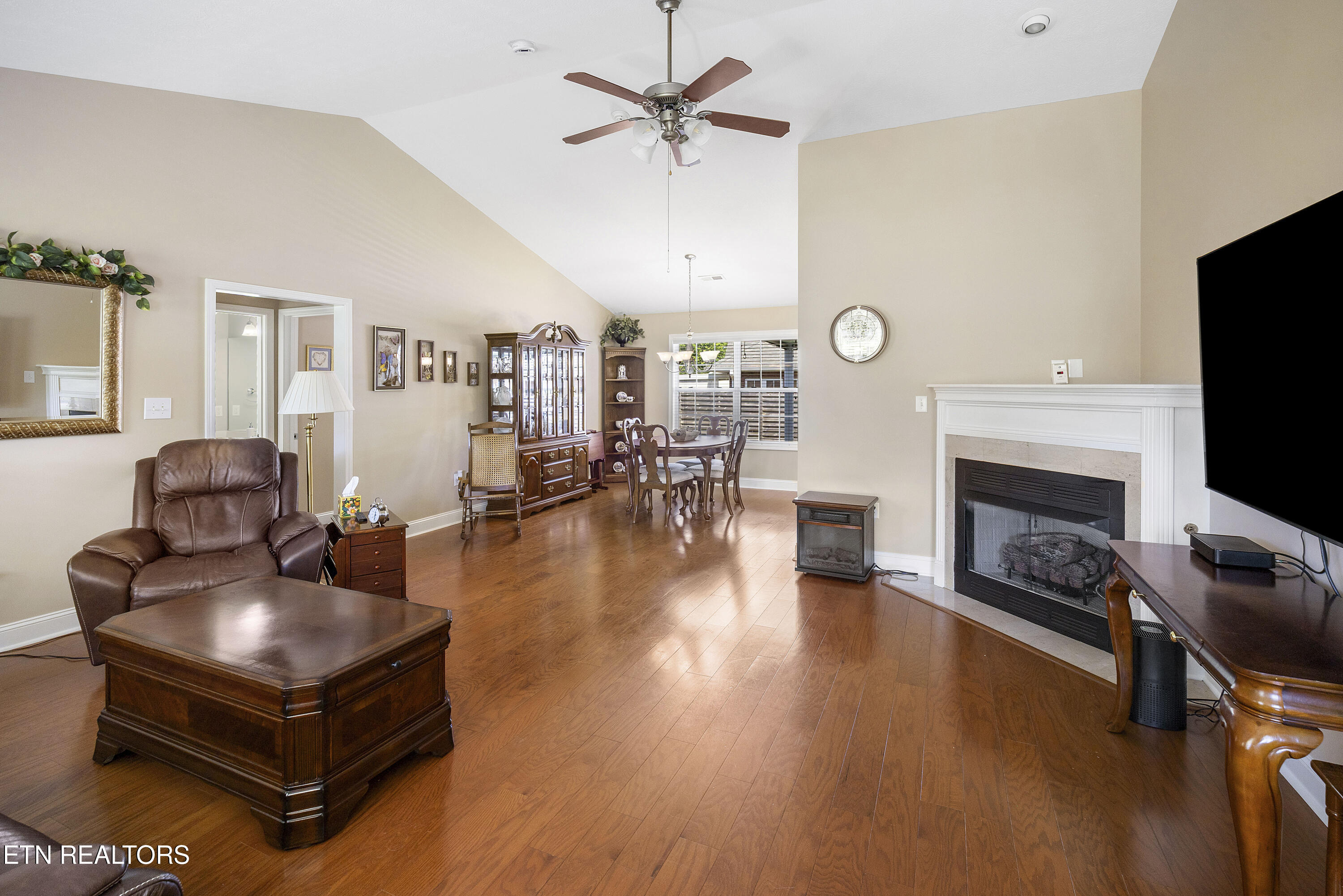 7731 Gilmore Lane Corryton, TN 37721 - Photo 4 of 33 L40A9596