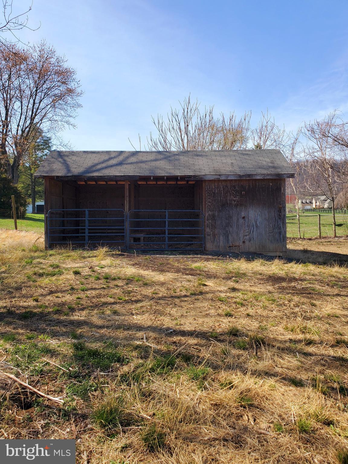631 Miller Road Winchester, VA 22602 - Photo 39 of 43 stable