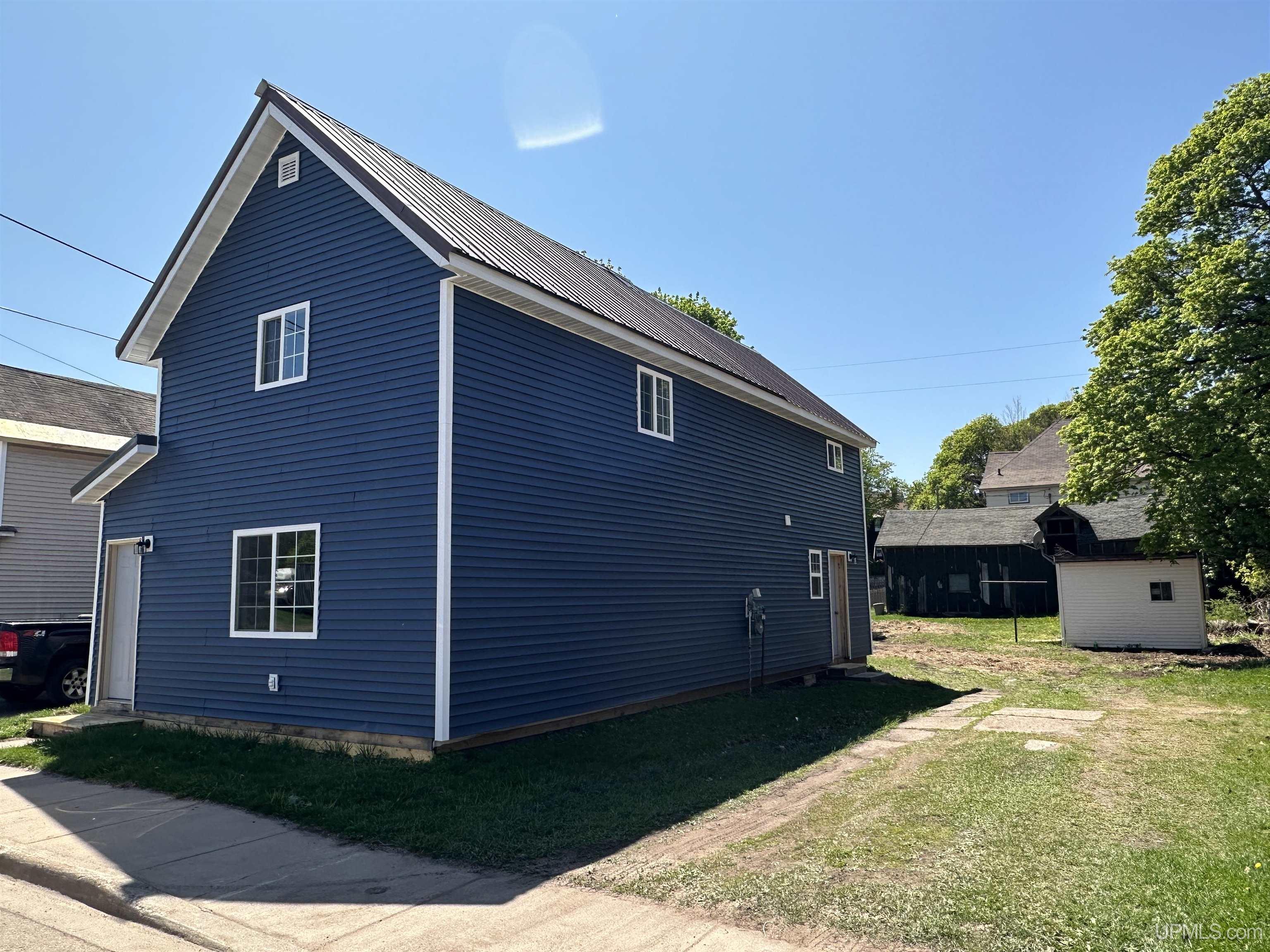 411 North 2nd Street Ishpeming, MI 49849 - Photo 44 of 48