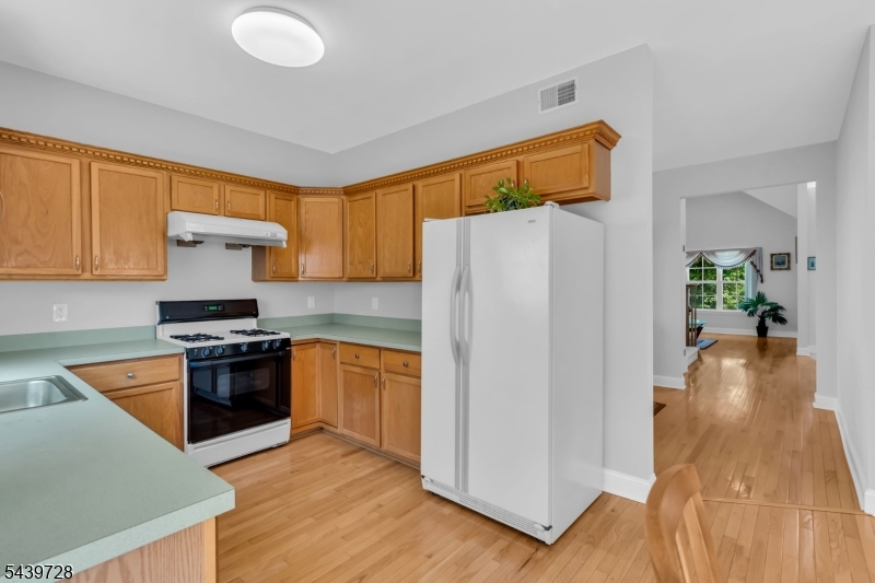 17 O Keefe Road Bridgewater, NJ 08807 - Photo 16 of 49