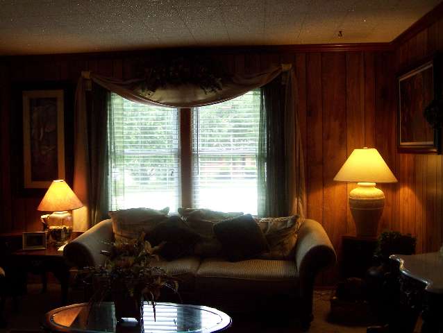 206 Collingwood Drive Anderson, SC 29621 - Photo 3 of 6 Gallery Image 3