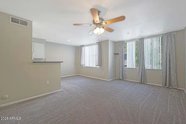 $1,600 | 1701 East Colter Street, Unit 11, Phoenix, AZ 85016