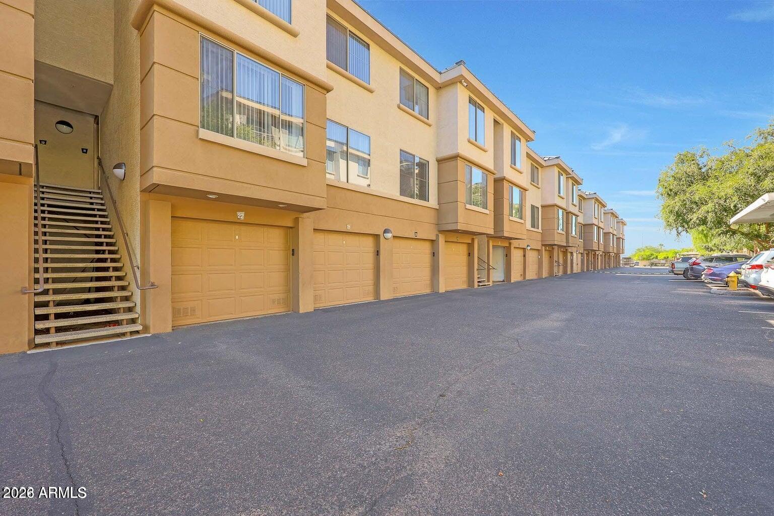 1701 East Colter Street, Unit 11 Phoenix, AZ 85016 - Photo 21 of 31 a view of an apartment building