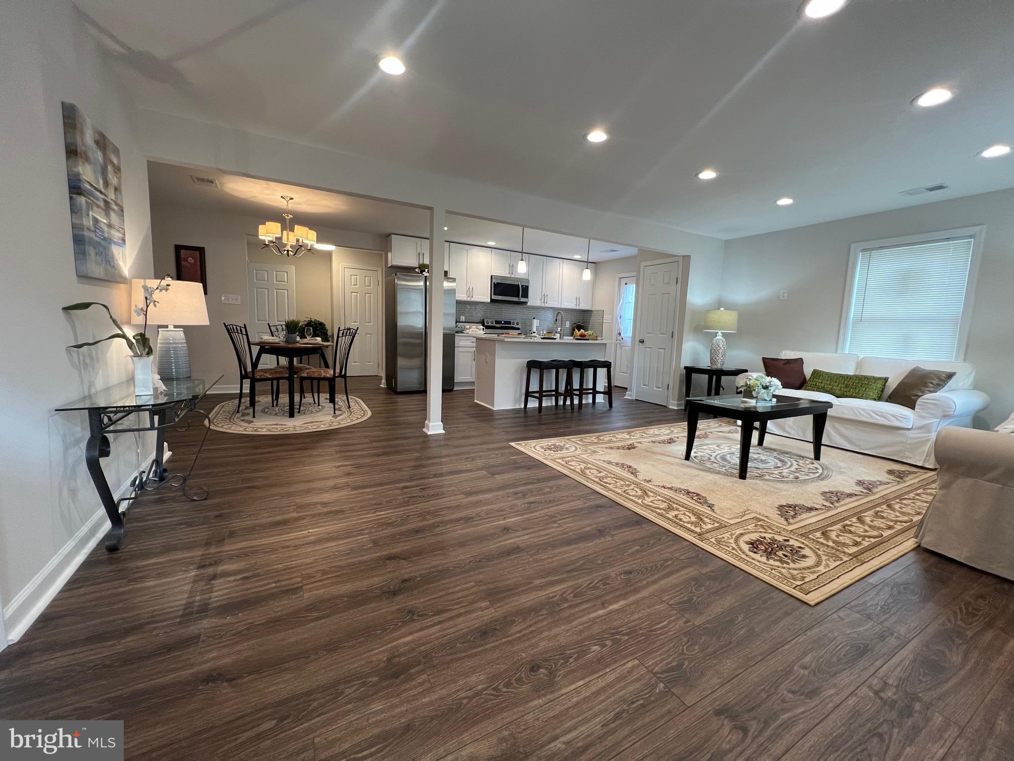 7604 Hoadly Road Manassas, VA 20112 - Photo 12 of 43 Open concept main area