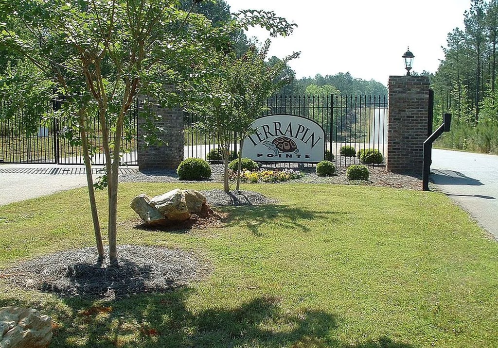 0 Terrapin Pointe Road Hodges, SC 29653 - Photo 15 of 16