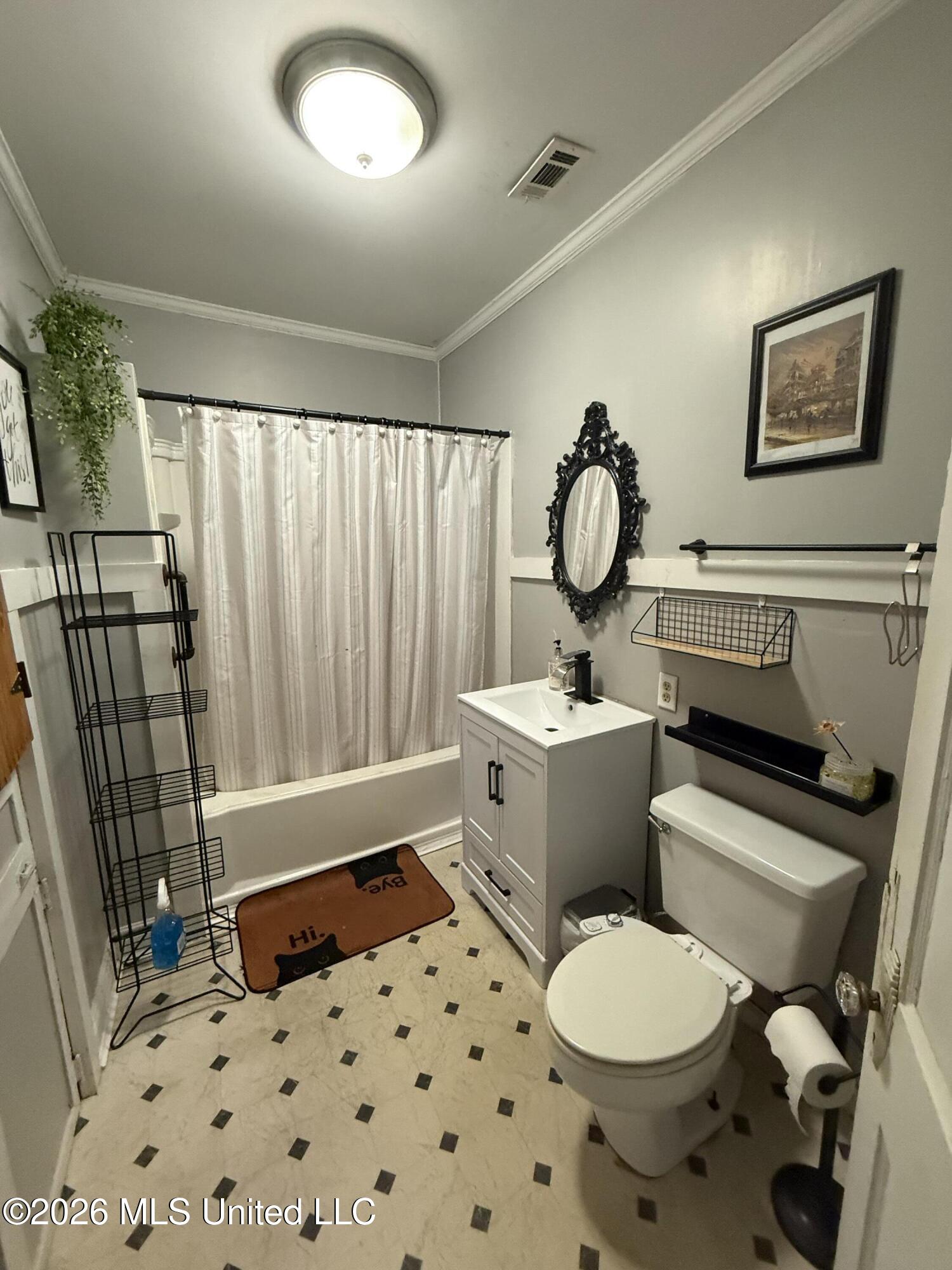 5006 Wood Street Moss Point, MS 39563 - Photo 9 of 11 IMG_6437