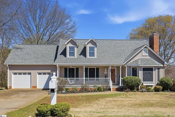 $325,000 | 306 Pinnacle Court, Easley, SC 29642