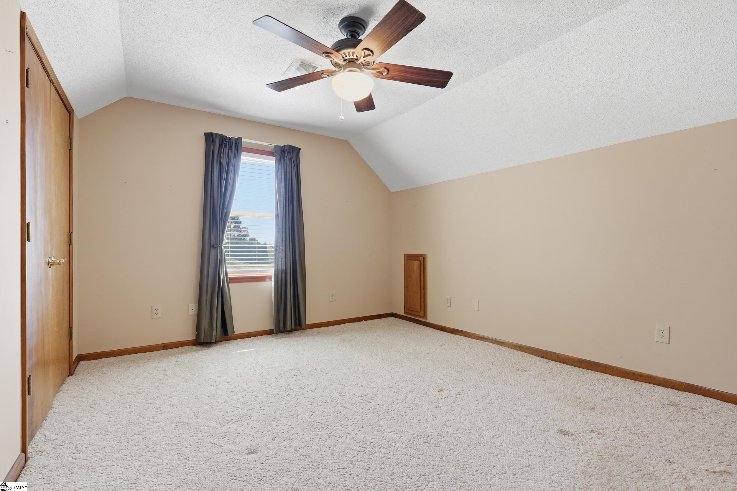 306 Pinnacle Court Easley, SC 29642 - Photo 17 of 39