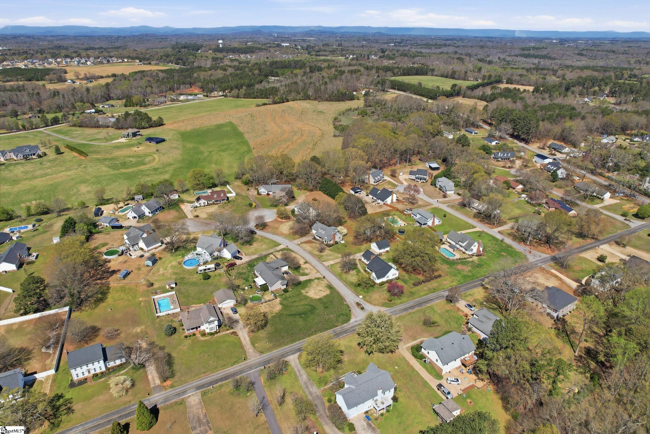 306 Pinnacle Court Easley, SC 29642 - Photo 36 of 39