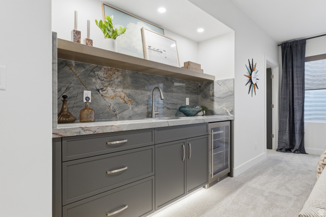 2559 West Aurora Avenue Mapleton, UT 84664 - Photo 49 of 60 Bar