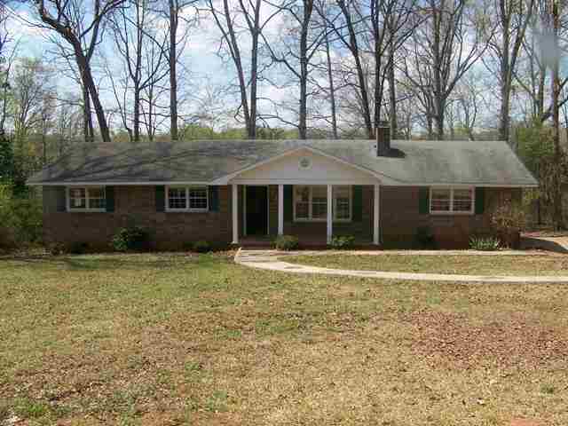 222 Clarke Stream Drive Anderson, SC 29621 - Photo 1 of 9 Gallery Image 1