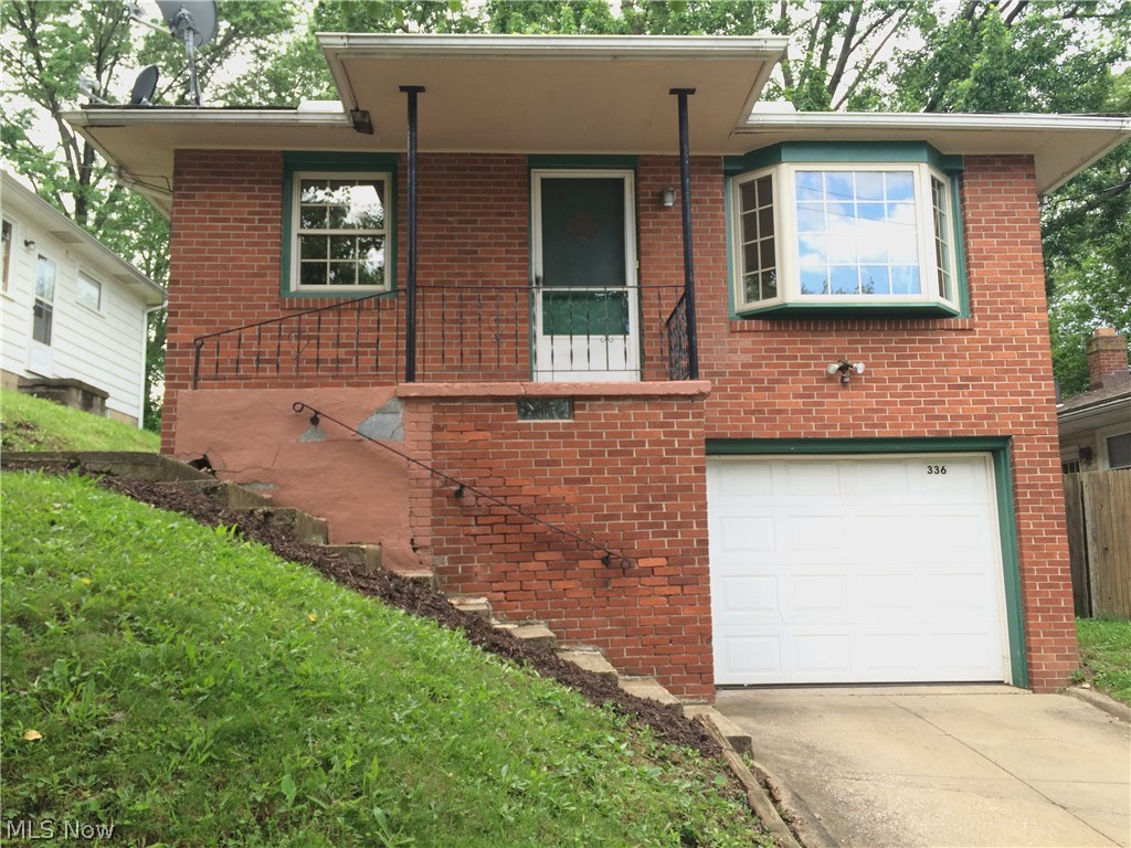 336 Hillman Road Akron, OH 44312 - Photo 1 of 11