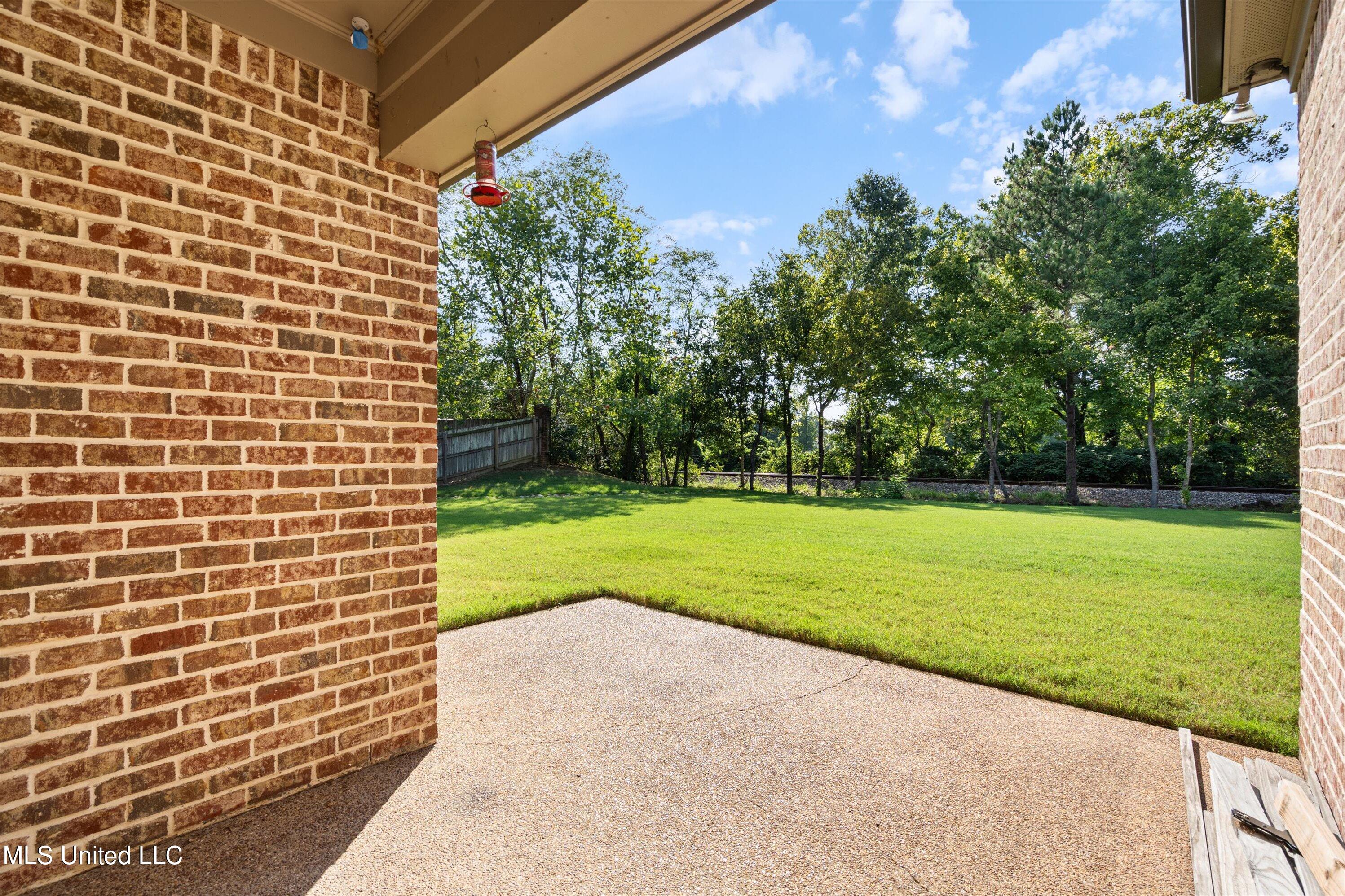 653 Ridge View Drive Hernando, MS 38632 - Photo 34 of 42 36-DSC4010
