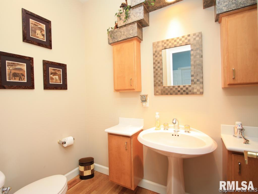3404 Red Hawk Springfield, IL 62711 - Photo 16 of 32