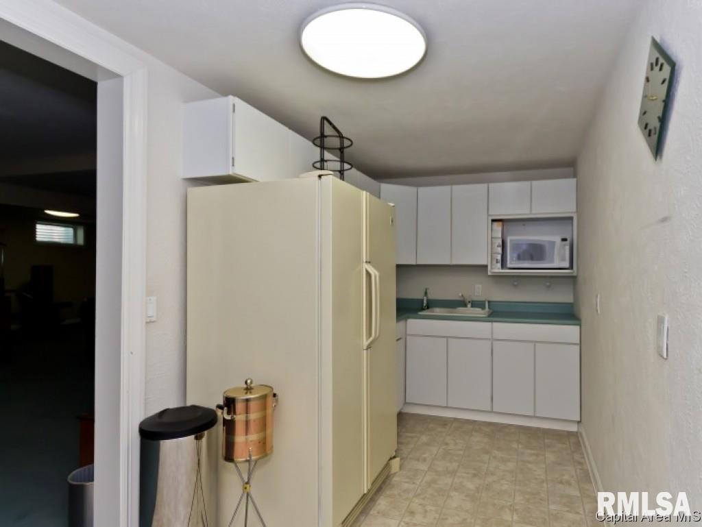 3404 Red Hawk Springfield, IL 62711 - Photo 26 of 32