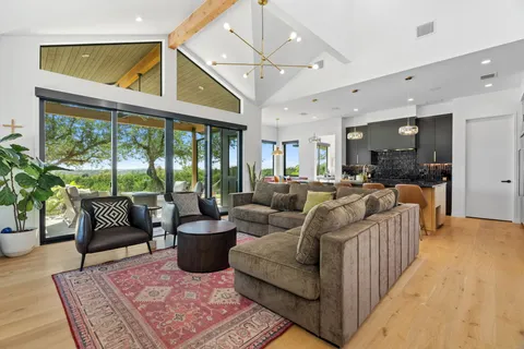 $2,950,000 | 503 Happy Trail, Dripping Springs, TX 78620