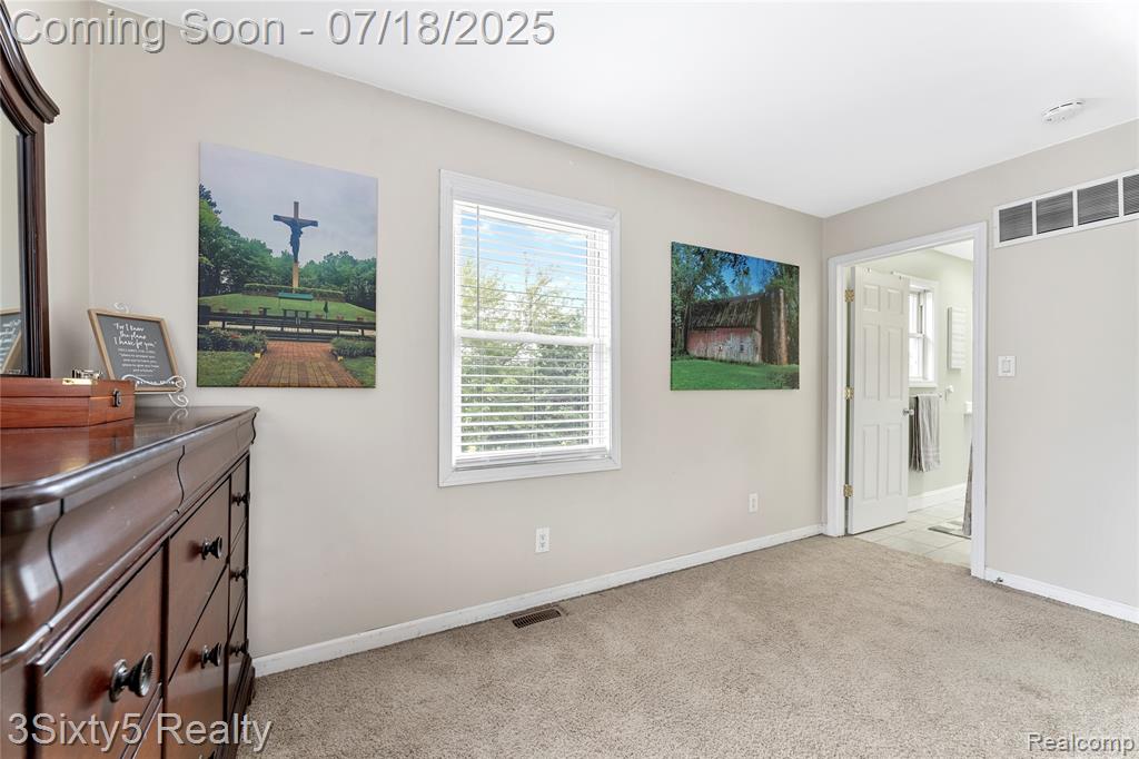 13269 Trenton Road Southgate, MI 48195 - Photo 17 of 36 Gallery Image 17