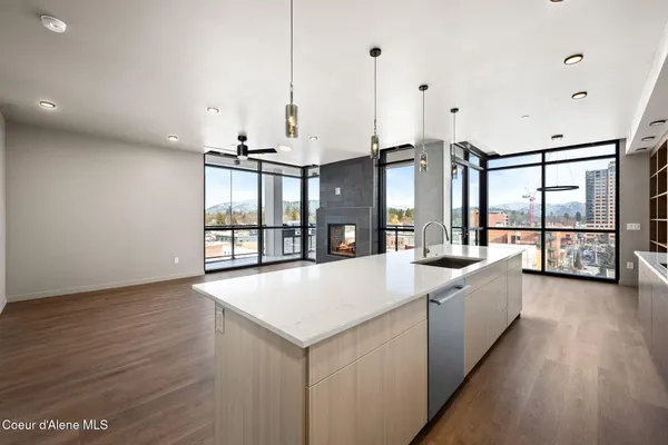 $2,325,450 | 116 South 3rd Street, Unit 904, Coeur D'Alene, ID 83814
