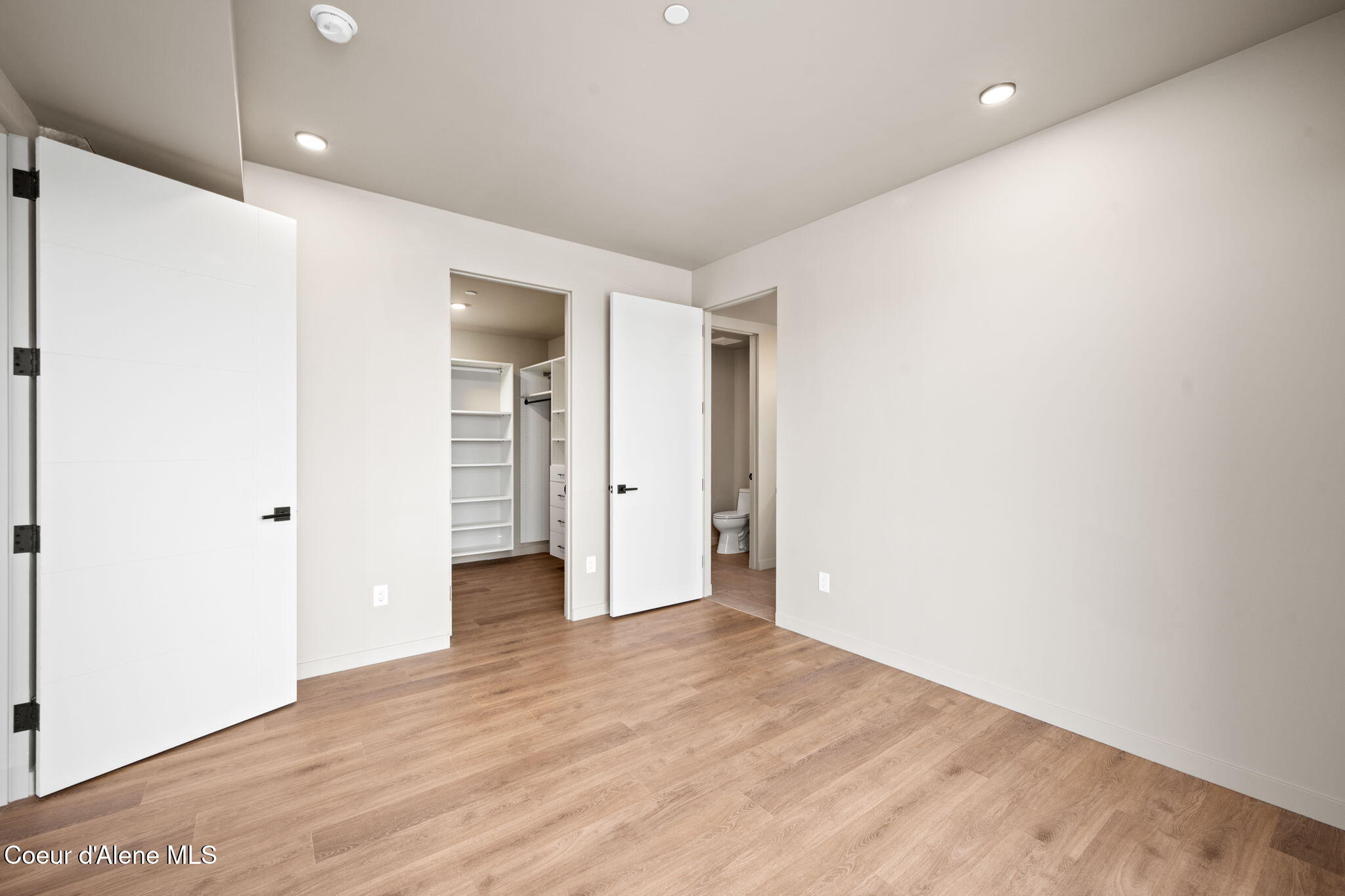 116 South 3rd Street, Unit 904 Coeur D'Alene, ID 83814 - Photo 21 of 59 34-web-or-mls-DSC_4443