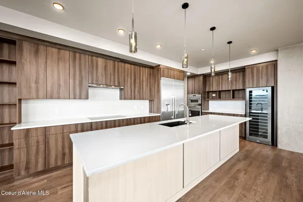 $2,325,450 | 116 South 3rd Street, Unit 904, Coeur D'Alene, ID 83814