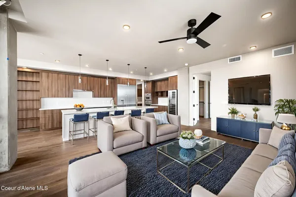 $2,325,450 | 116 South 3rd Street, Unit 904, Coeur D'Alene, ID 83814