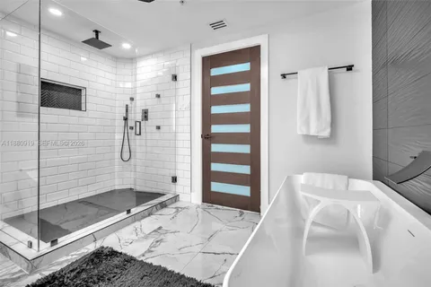 $1,295,000 | 333 Las Olas Way, Unit 1207, Fort Lauderdale, FL 33301