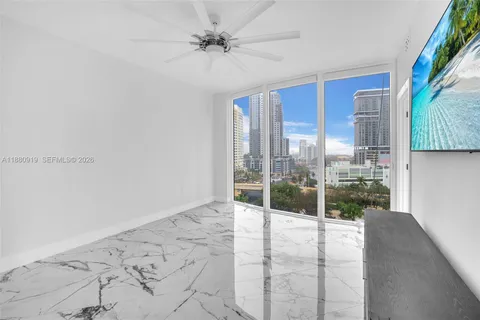 $1,295,000 | 333 Las Olas Way, Unit 1207, Fort Lauderdale, FL 33301