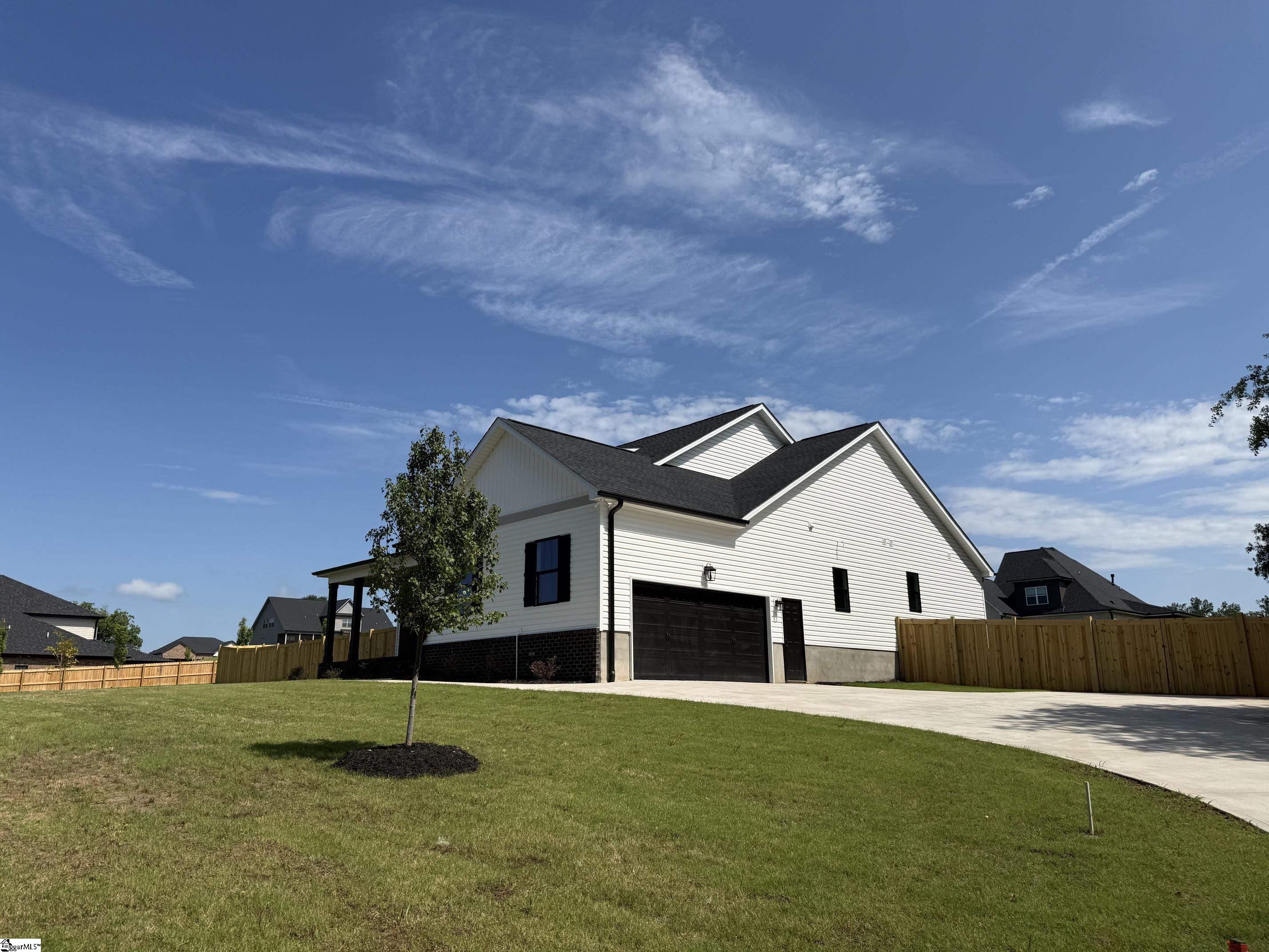 116 Mimosa Road Lyman, SC 29365 - Photo 2 of 26
