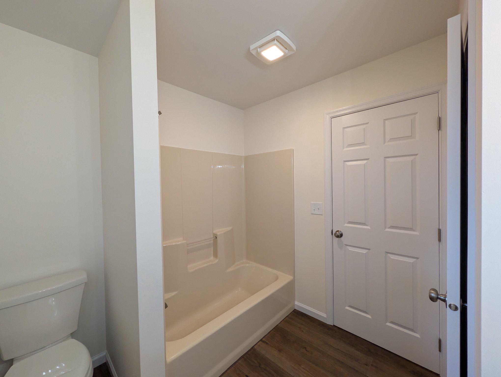 706 Rosemont Drive Lititz, PA 17543 - Photo 21 of 28 Upstairs full bath