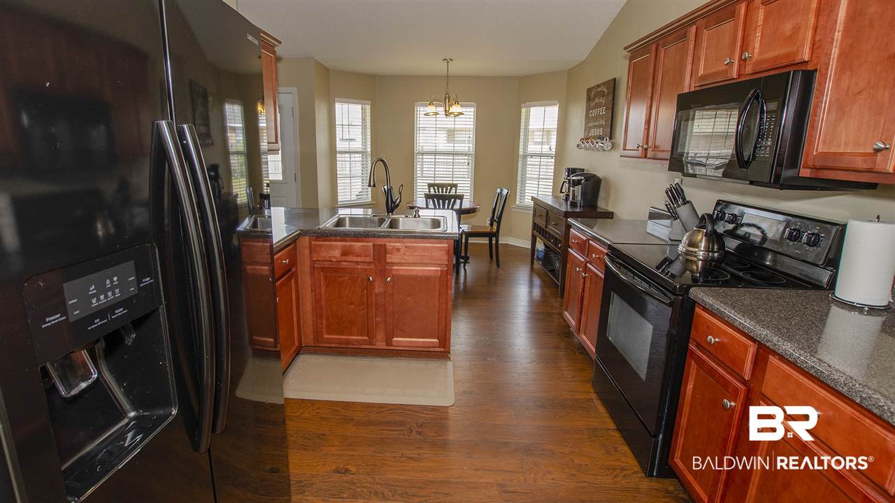 9604 Downing Way West Mobile, AL 36695 - Photo 8 of 24 Kitchen