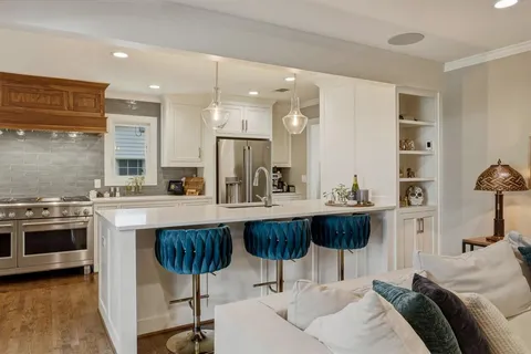 $739,000 | 7017 Town N Drive, Dallas, TX 75231