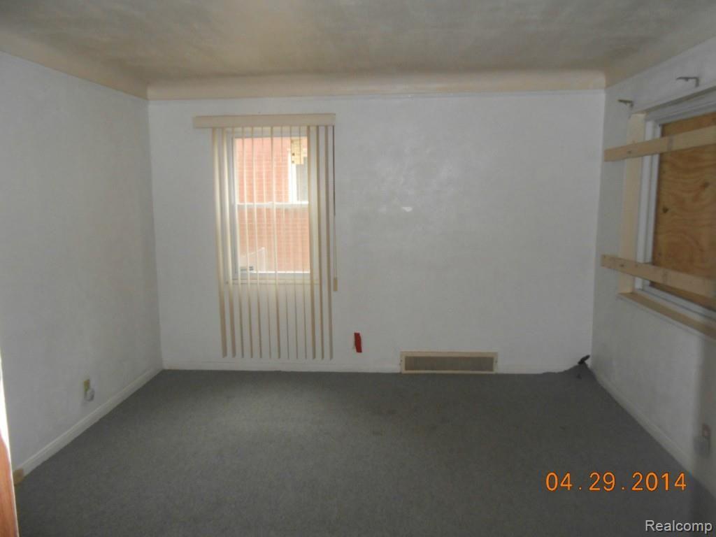 9351 Evergreen Road Detroit, MI 48228 - Photo 8 of 13 DSCN7328.jpg