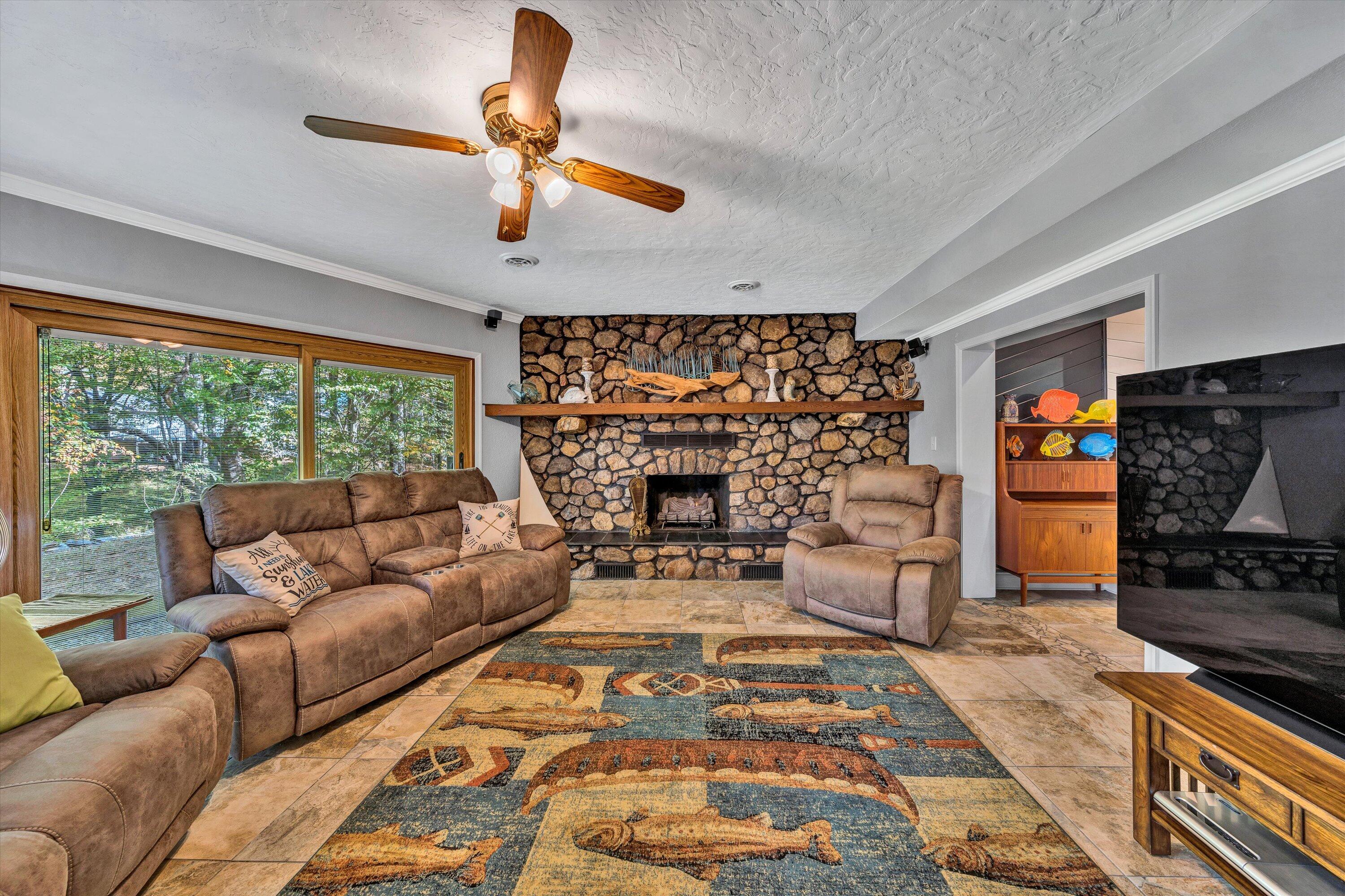 113 Ridgeway Court Moneta, VA 24121 - Photo 39 of 80 41-102620230137