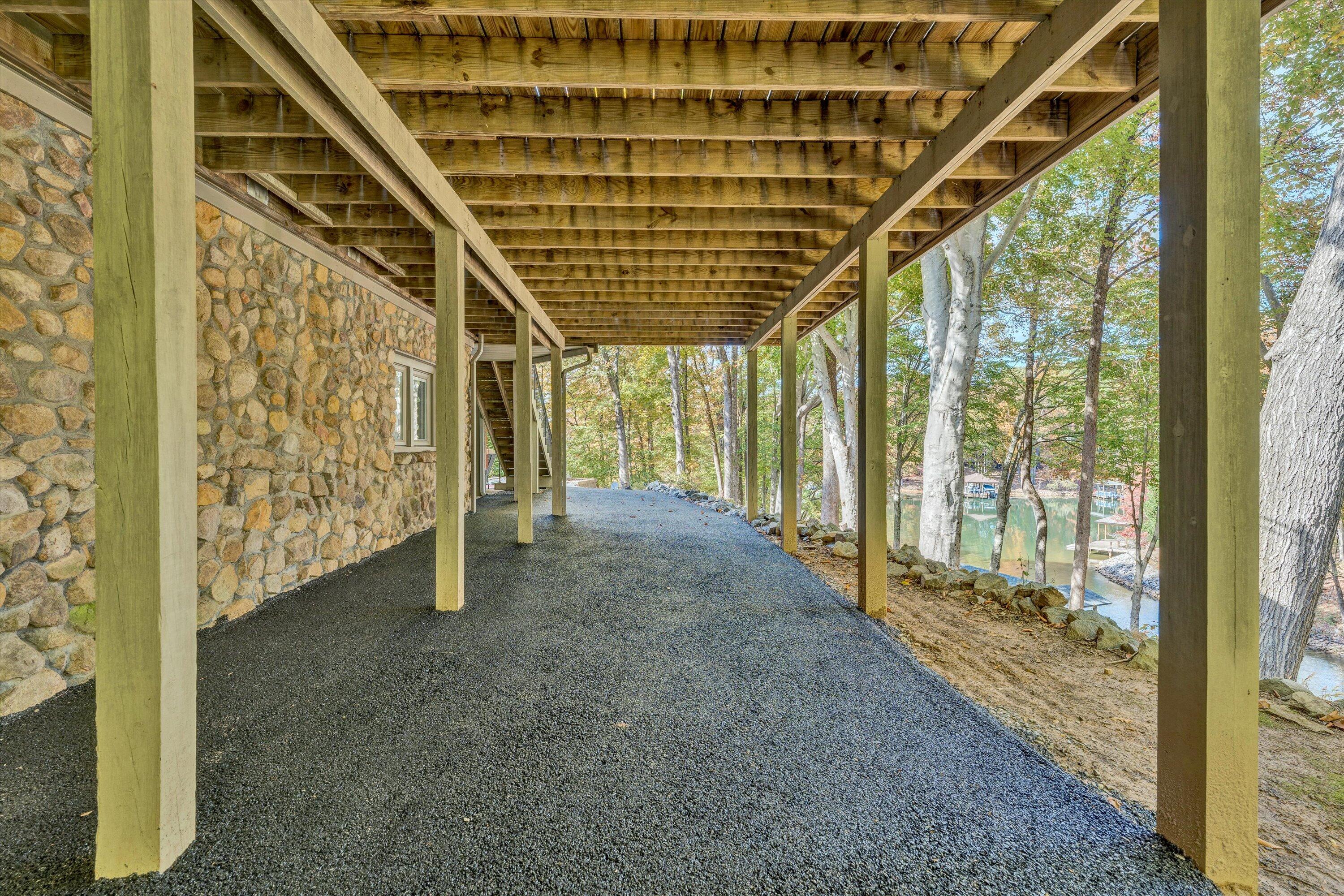 113 Ridgeway Court Moneta, VA 24121 - Photo 52 of 80 53-102620230149
