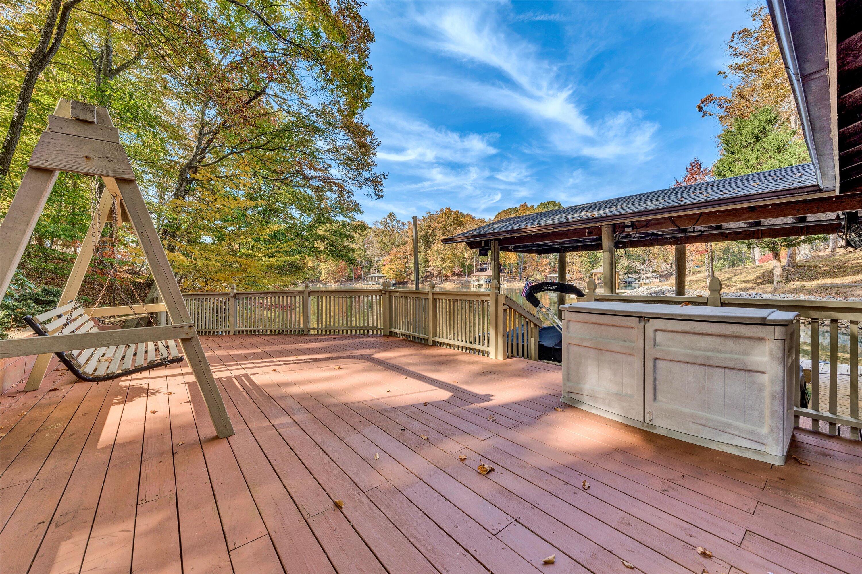 113 Ridgeway Court Moneta, VA 24121 - Photo 62 of 80 64-102620230158
