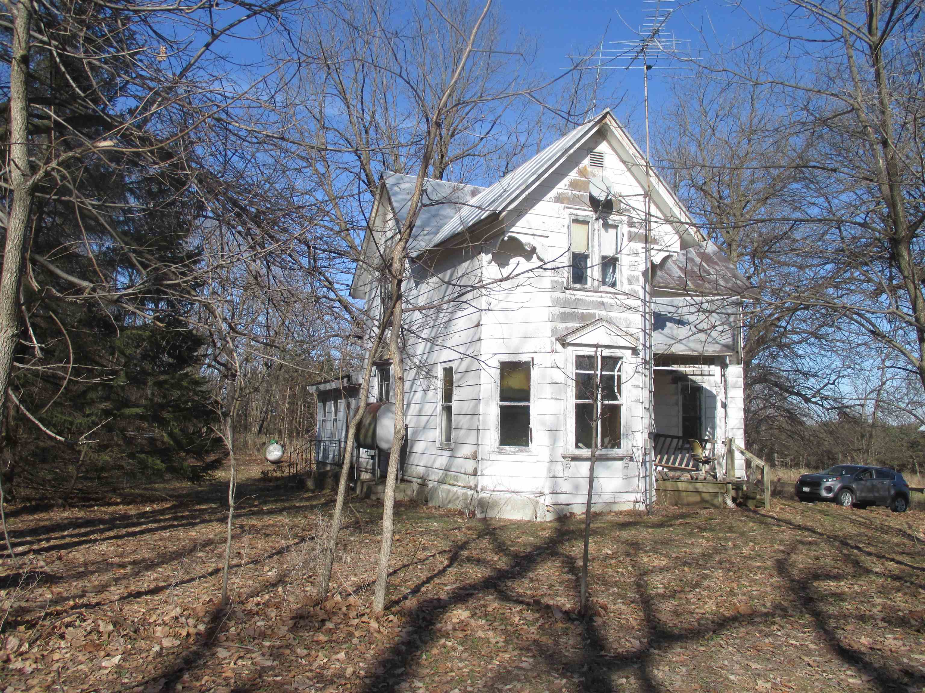 W5042 Fern Avenue Montello, WI 53949 - Photo 2 of 17