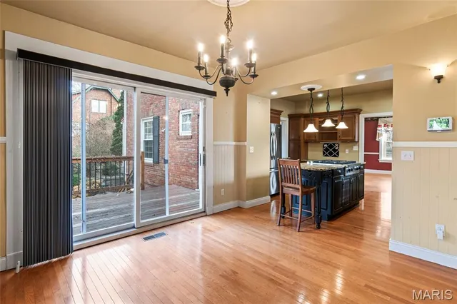 $364,000 | 919 East Monroe Street, Belleville, IL 62220