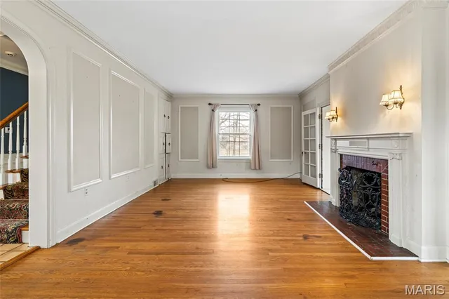 $364,000 | 919 East Monroe Street, Belleville, IL 62220