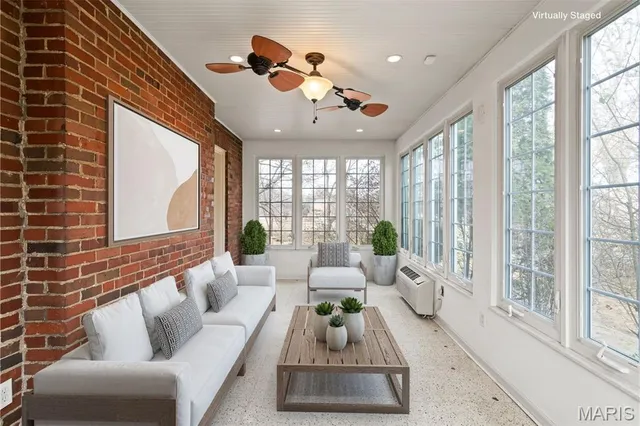 $364,000 | 919 East Monroe Street, Belleville, IL 62220