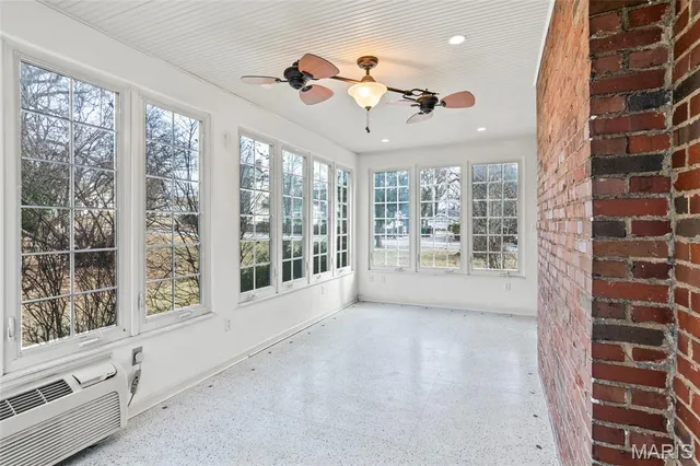 $364,000 | 919 East Monroe Street, Belleville, IL 62220