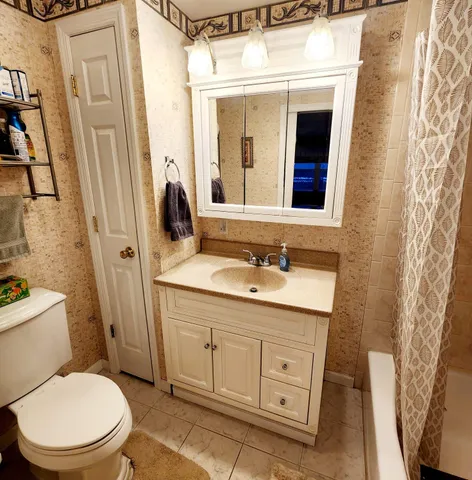 $934,888 | 83 Hardy Lane, Westbury, NY 11590