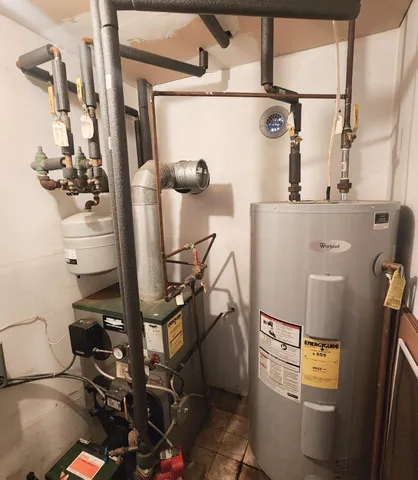 $934,888 | 83 Hardy Lane, Westbury, NY 11590